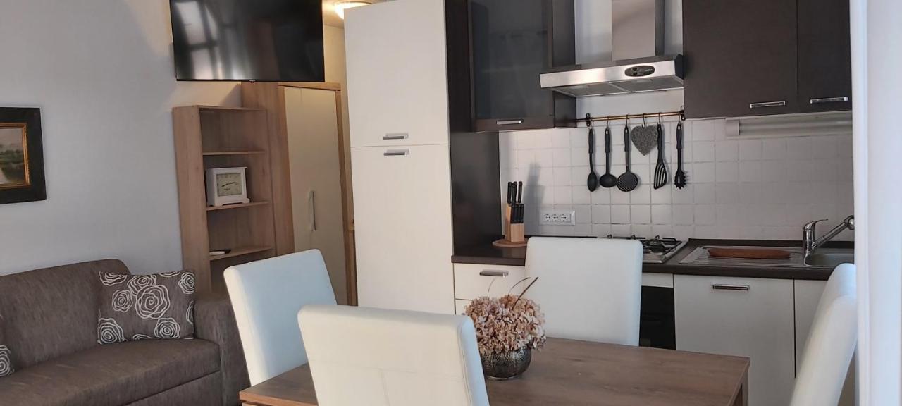 Apartment Iva Njivice Exteriér fotografie