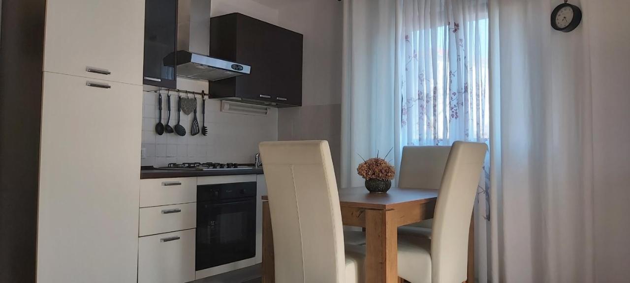 Apartment Iva Njivice Exteriér fotografie
